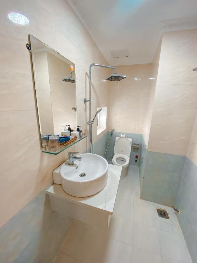 Quang Anh Hotel By The Moment Vung Tau Exterior photo