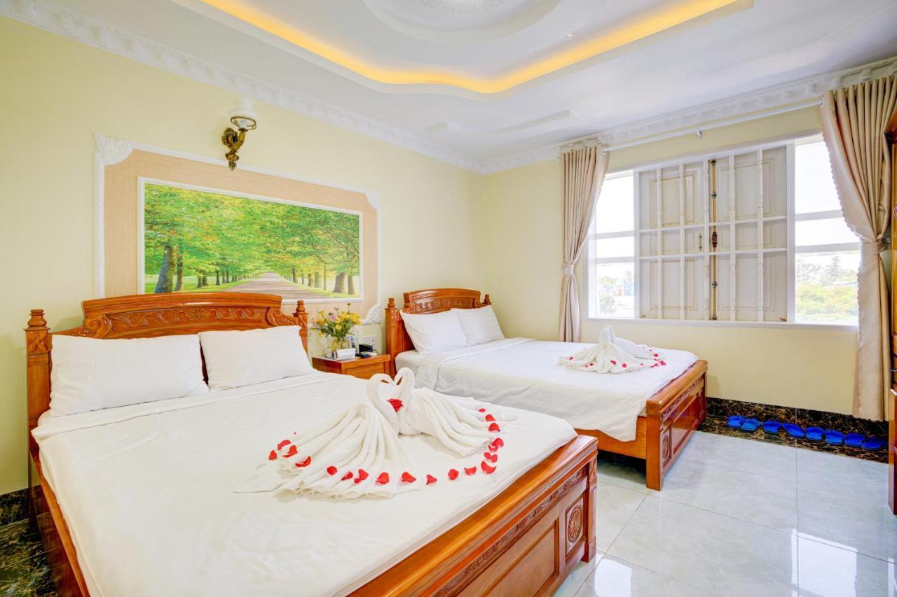 Quang Anh Hotel By The Moment Vung Tau Exterior photo