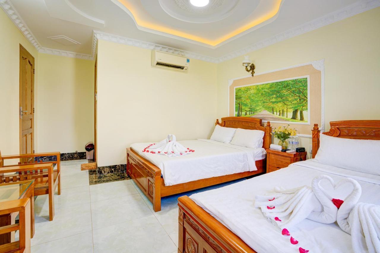 Quang Anh Hotel By The Moment Vung Tau Exterior photo