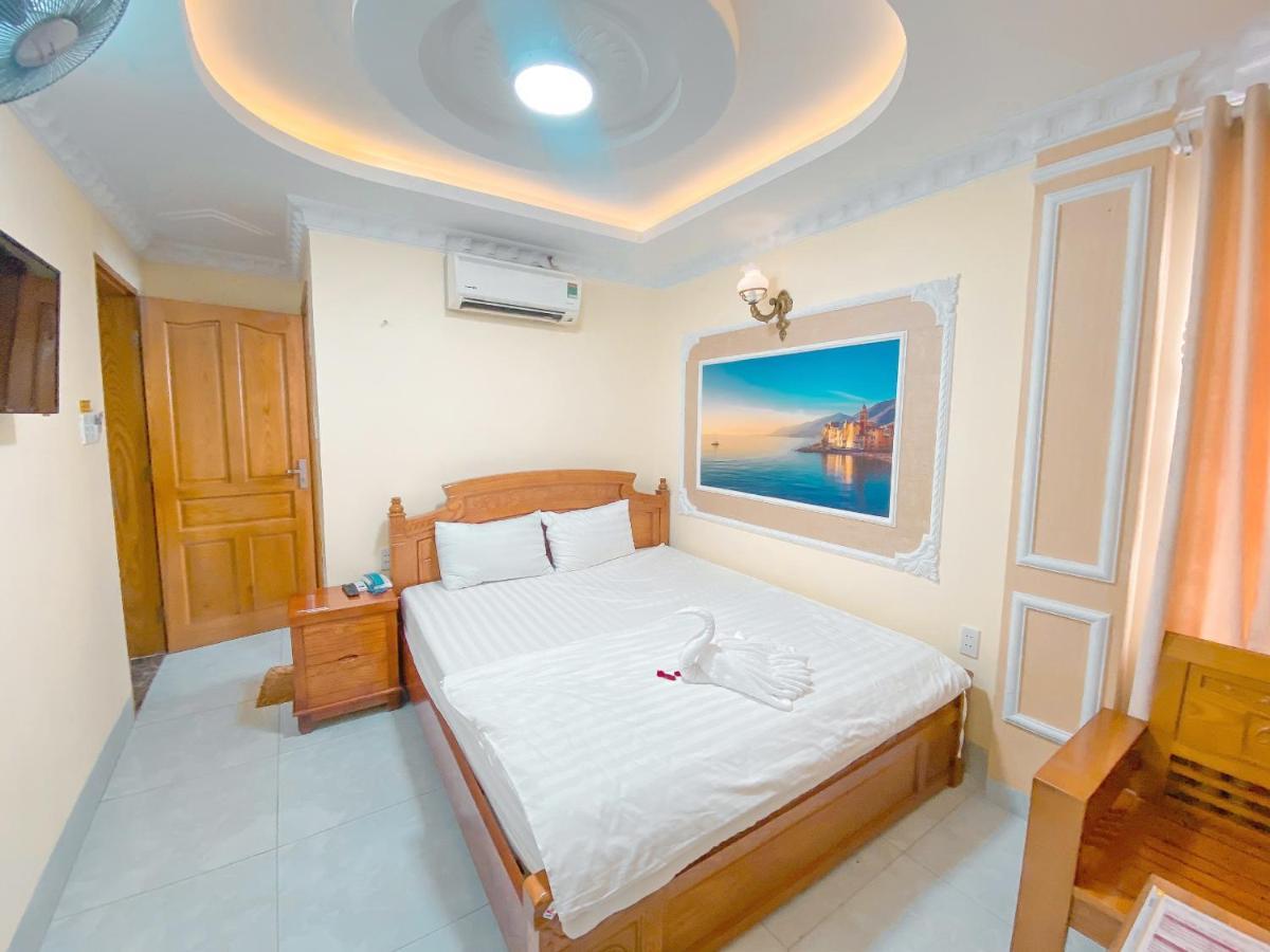 Quang Anh Hotel By The Moment Vung Tau Exterior photo