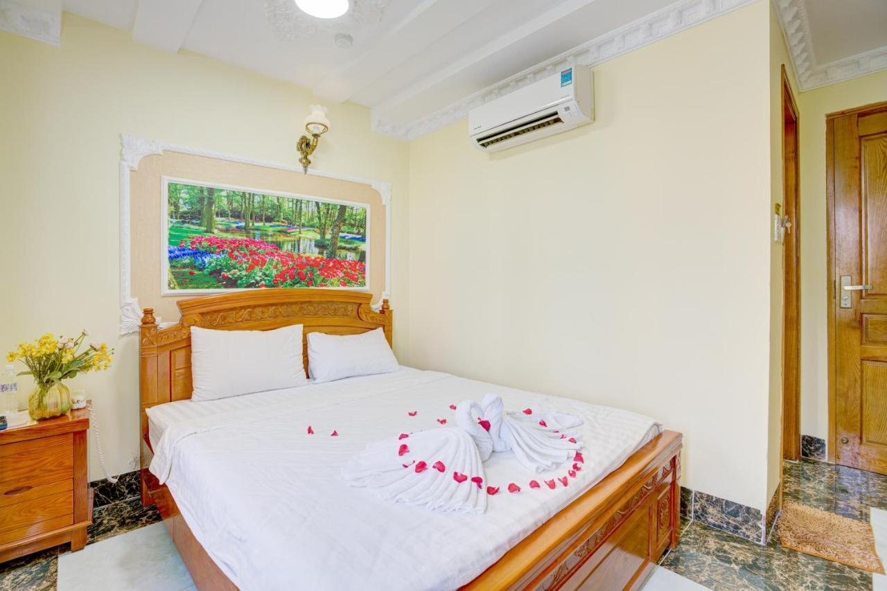 Quang Anh Hotel By The Moment Vung Tau Exterior photo