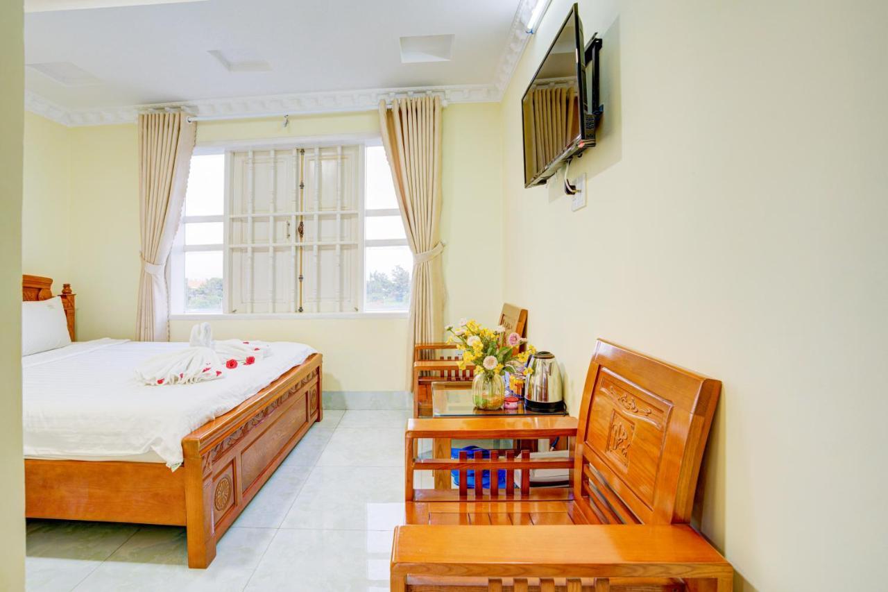 Quang Anh Hotel By The Moment Vung Tau Exterior photo